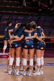 [天下足球]20260105 2025·年度巅峰对决