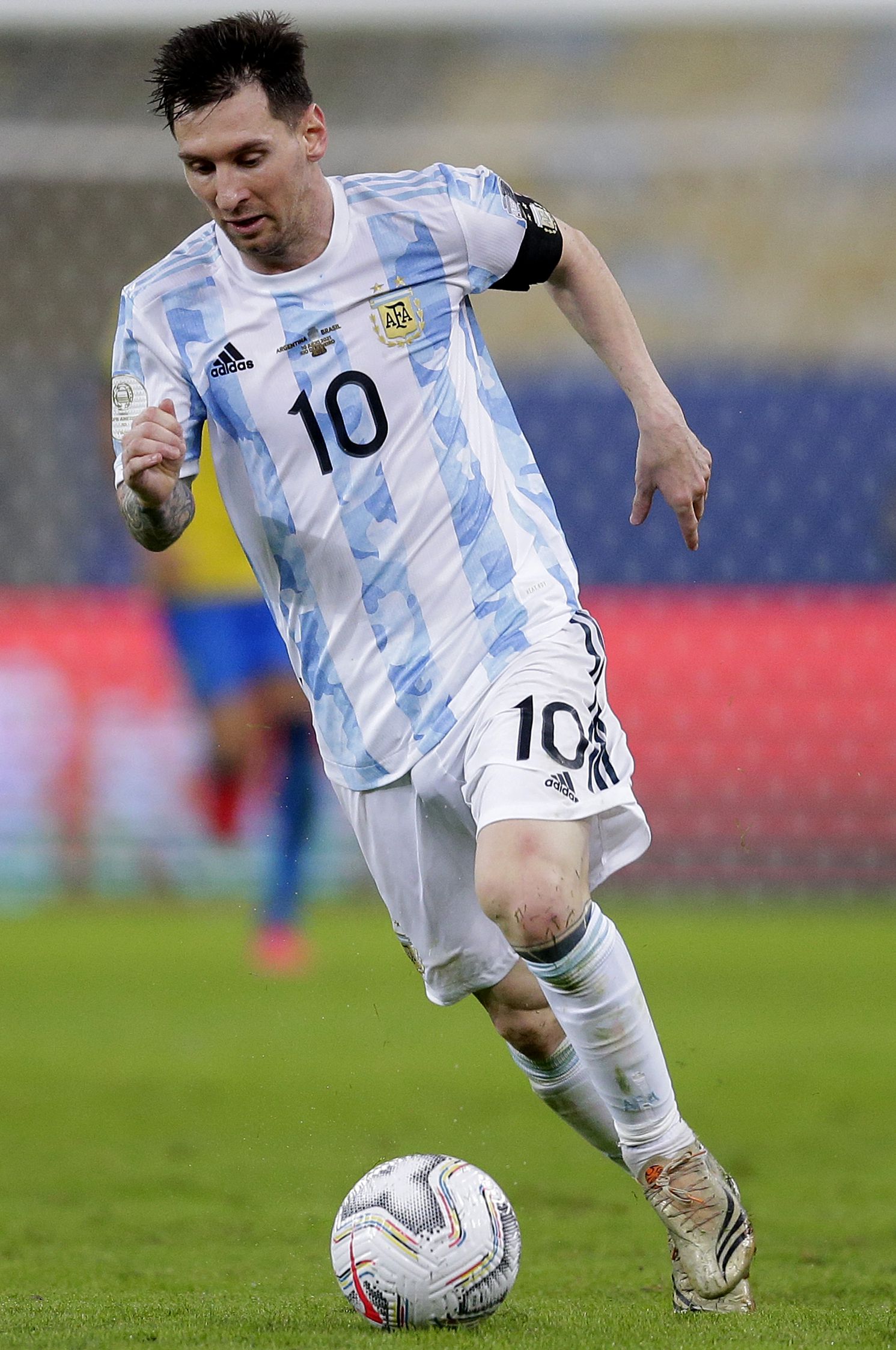 巴萨需要在 巴萨需要在