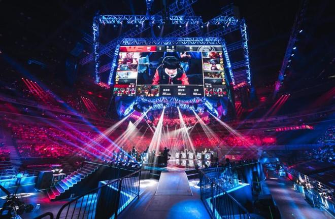 强大的中场 强大的中场